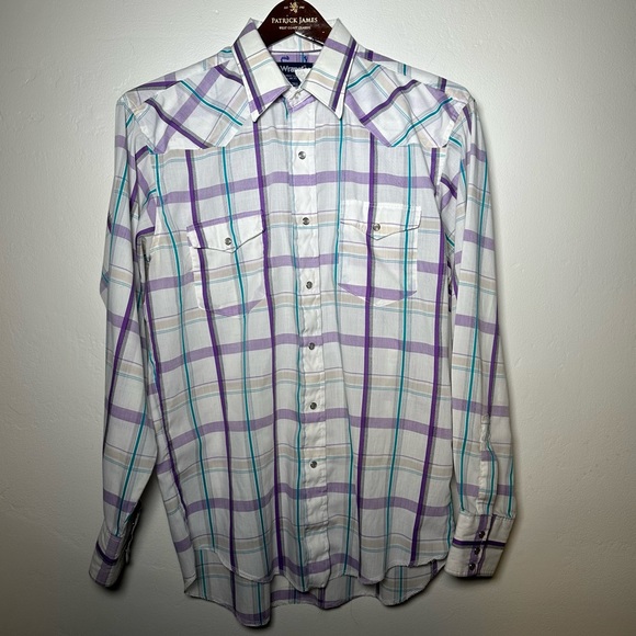 Vintage Wrangler long sleeve pearl snap button down western shirt. - Picture 6 of 11